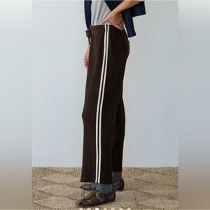 DONNI The Thermal Crop Stripe Pant Color:
Espresso
